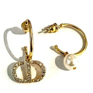 Door Petit Hoop Earrings